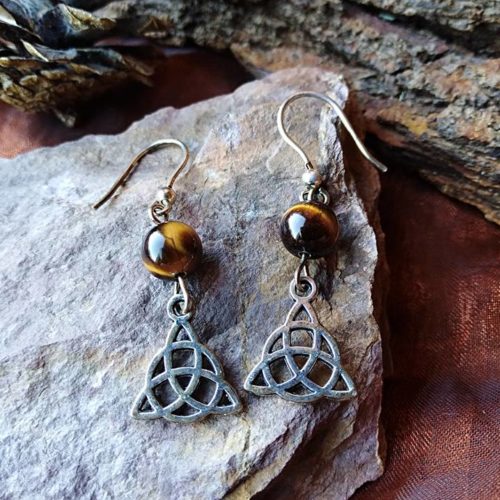 Boucles d’oreilles Triquetra et Oeil de Tigre Protection