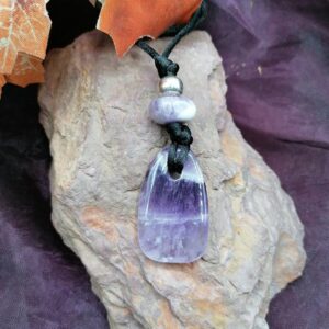 Pendentif Améthyste avec cordon à coulisse