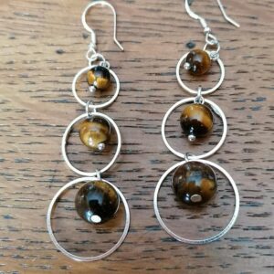 Boucles d’oreilles pendantes en Oeil du Tigre