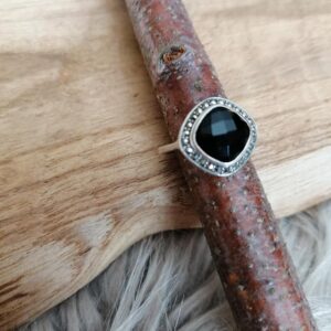Bague en Onyx facetté et Marcassite – Argent 925 – Taille 56