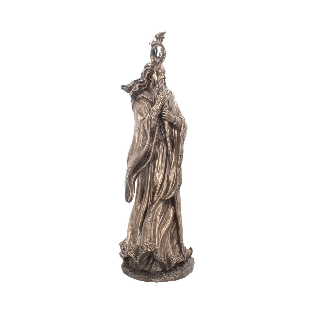 Statue en résine de Merlin au bâton 30 cm 