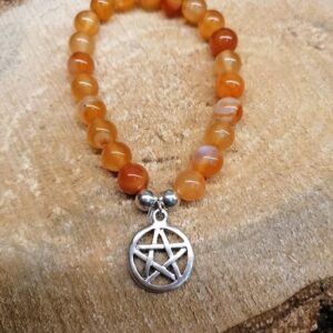 Bracelet Cornaline perles de 8 mm et Pentagramme
