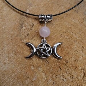 Pendentif Triple Lune et Quartz Rose